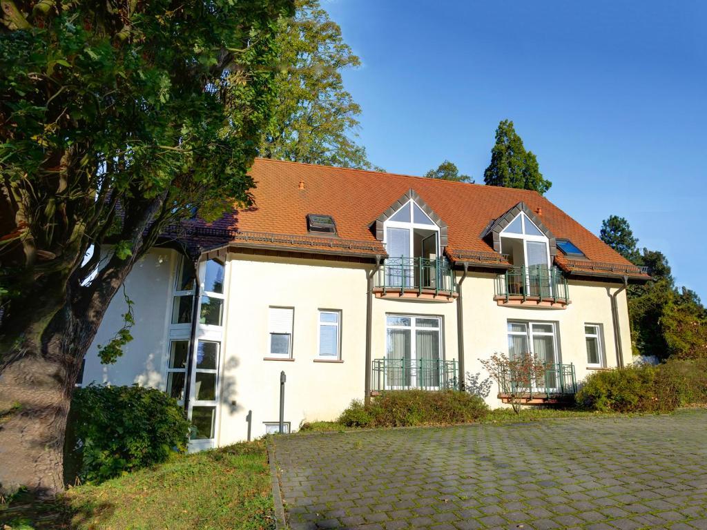 Hotel Babalou Im Burckhardthaus Ґельнгаузен Екстер'єр фото